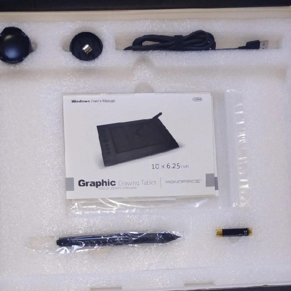 Black Graphics Tablet - Picture 3 of 8
